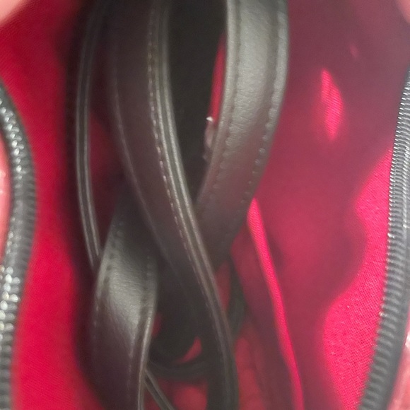 SOLD Love pain and stitches heart bag - Picture 3 of 3